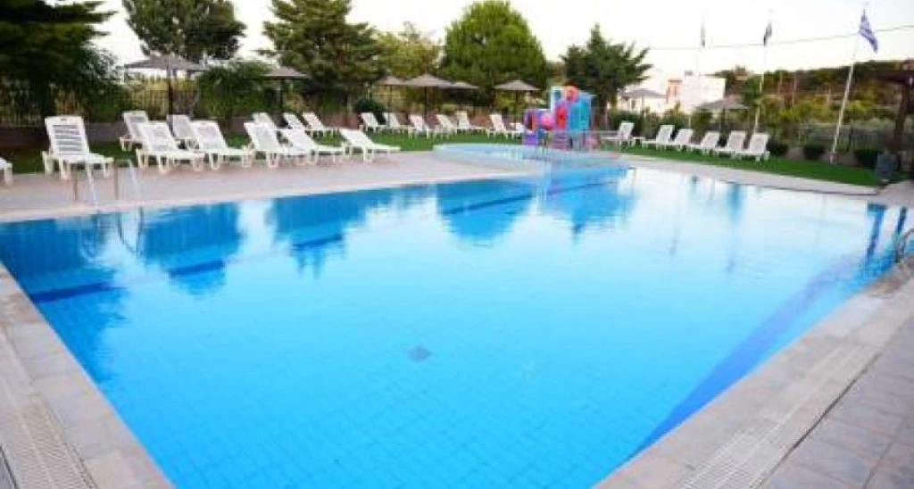 Rose Hotel