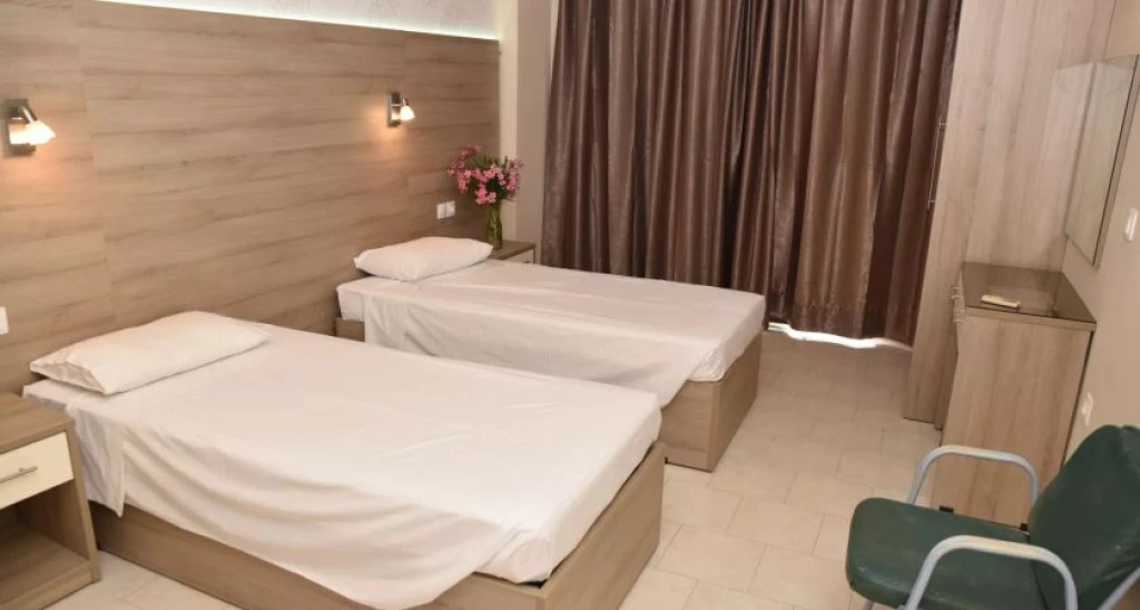Rose Hotel