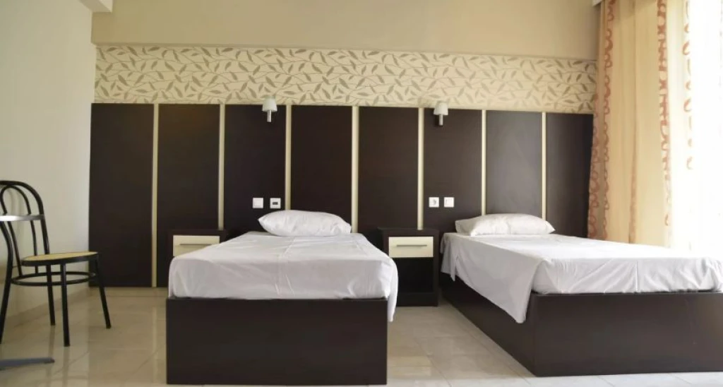 Rose Hotel