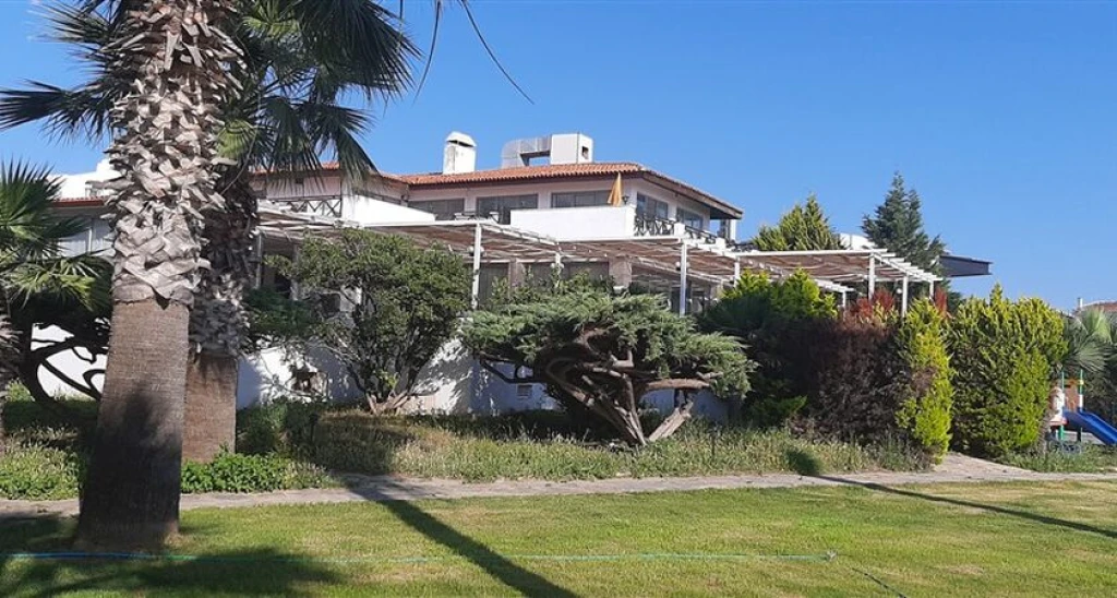 Sentinus Beach Hotel