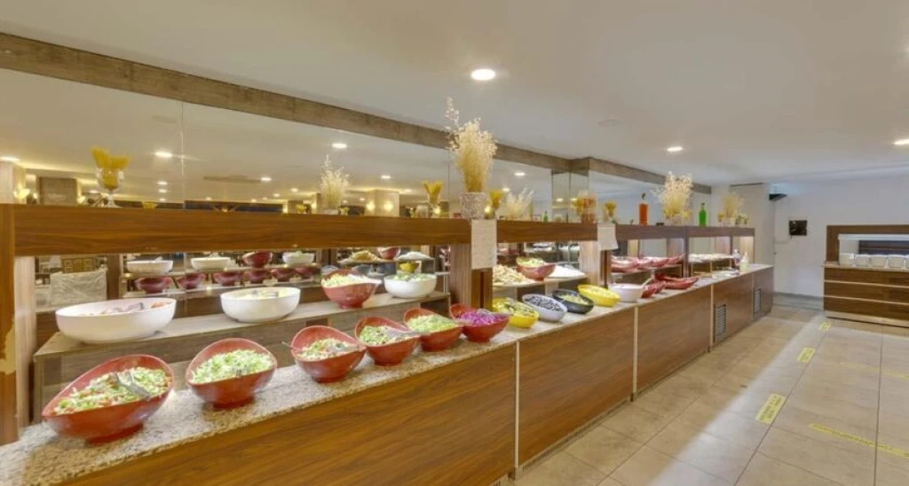 Smart Holiday Hotel