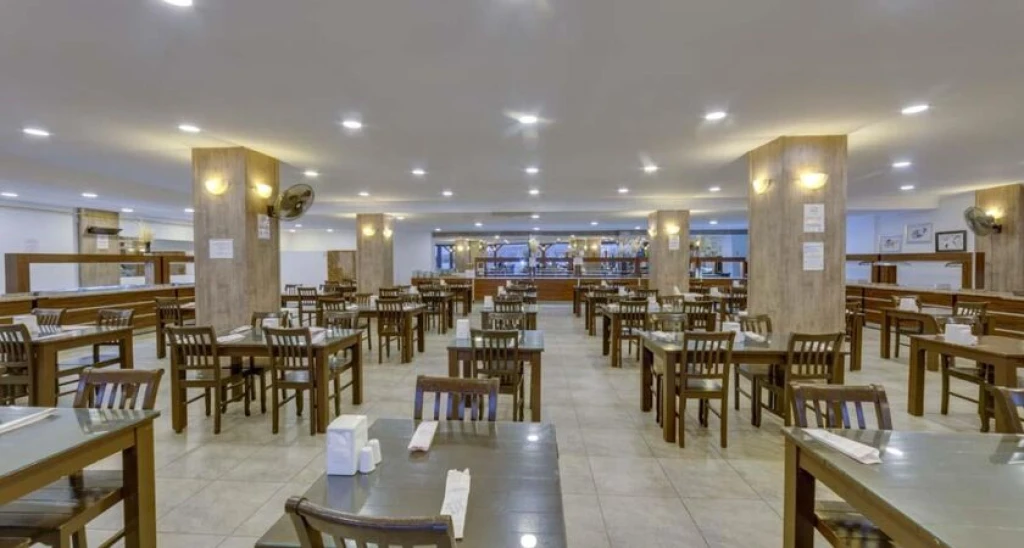 Smart Holiday Hotel