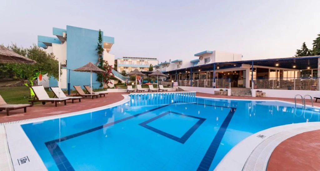 Summer View Hotel