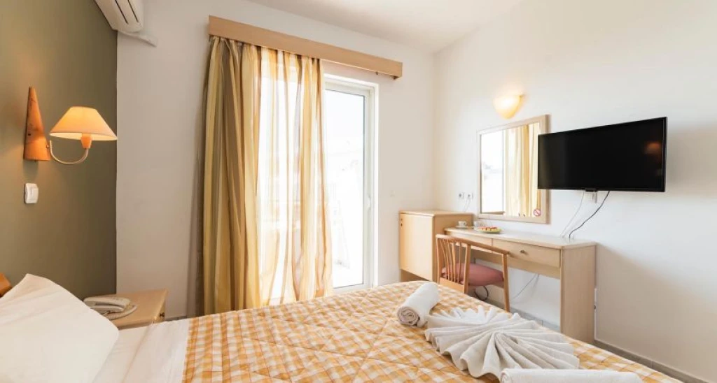 Summer View Hotel