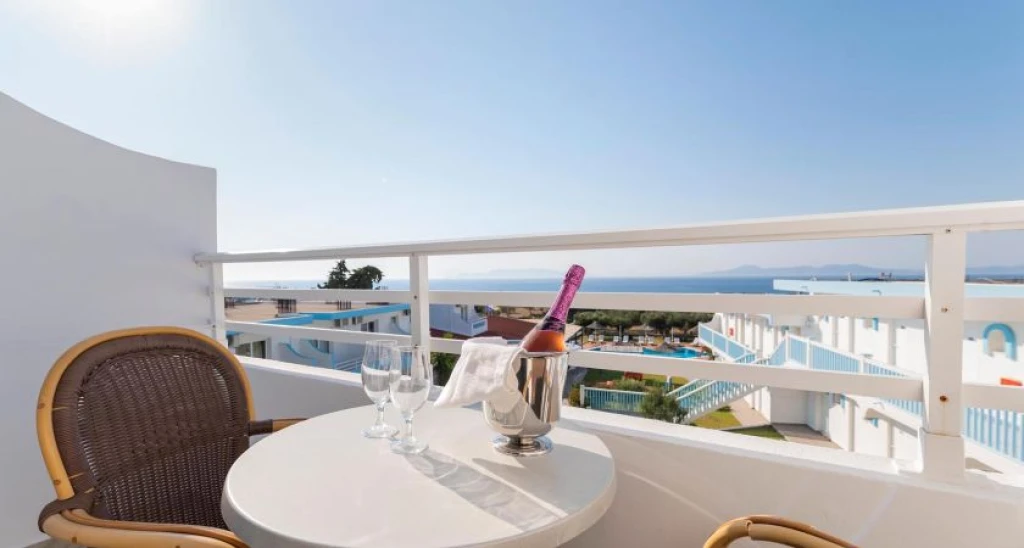 Summer View Hotel