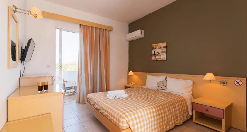 Summer View Hotel