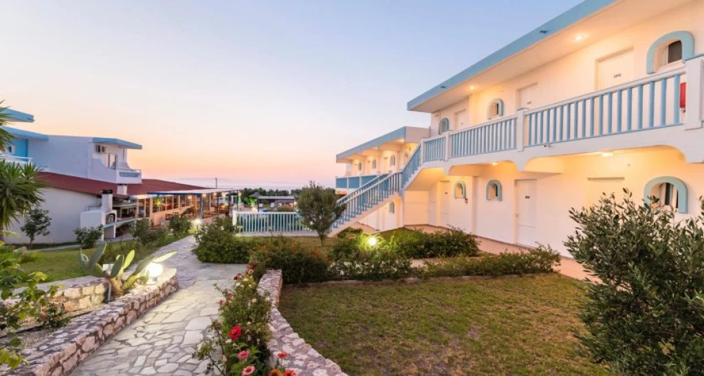 Summer View Hotel