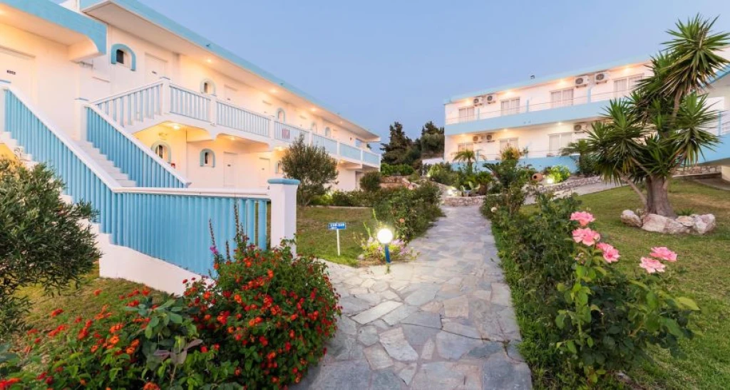 Summer View Hotel