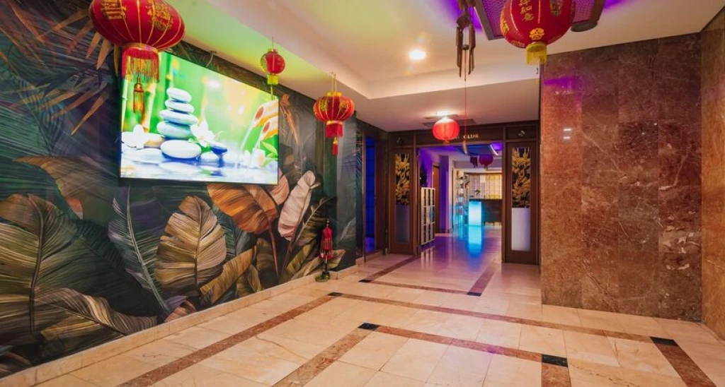 Usta Park Hotel