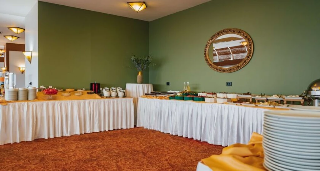 Usta Park Hotel