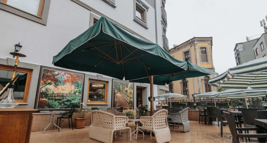 Usta Park Hotel