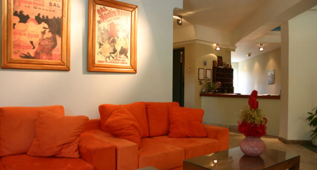 Virginia Hotel Samos