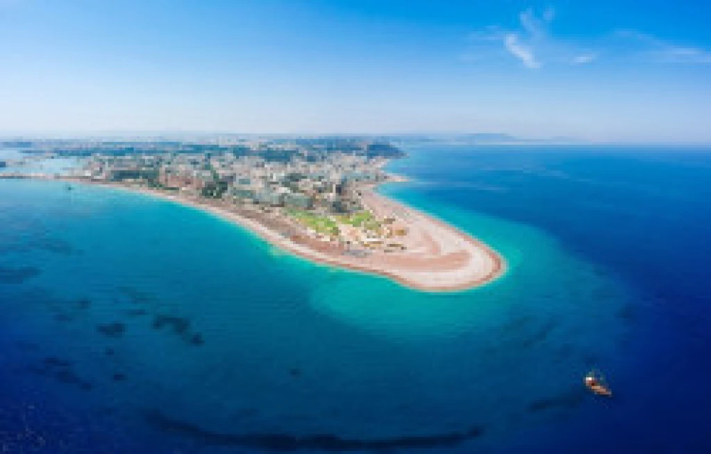 Kuşadası Hareketli Celestyal Journey ile Yunan Adaları & Atina Turu (7 Gece - 8 Gün)