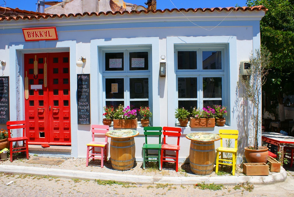 Bozcaada Assos Cunda Adası ve Ayvalık Tekne Turu /  1 Gece Otel Konaklamalı / İstanbul, Gebze ve Bursa Çıkışlı