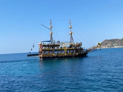 Pirate Boat Trip with Lunch & Soft Drinks from Alanya