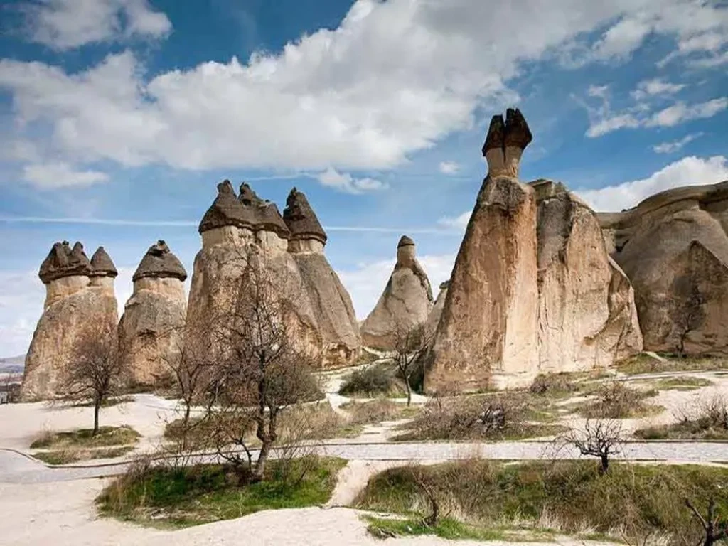 Alanya Cappadocia 2-Day Cave Hotel & Balloon Tour
