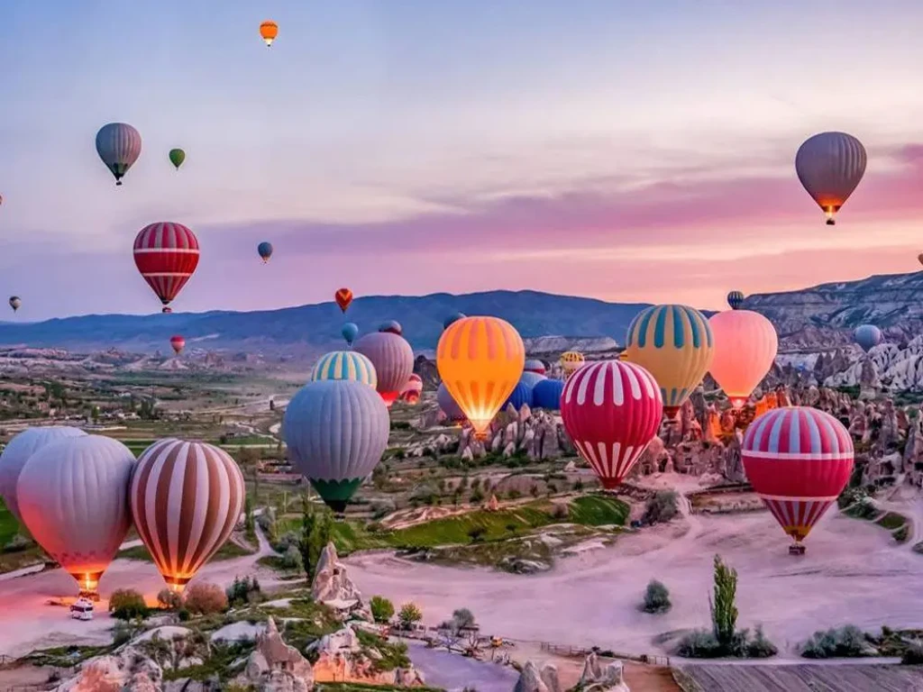 Alanya Cappadocia 2-Day Cave Hotel & Balloon Tour