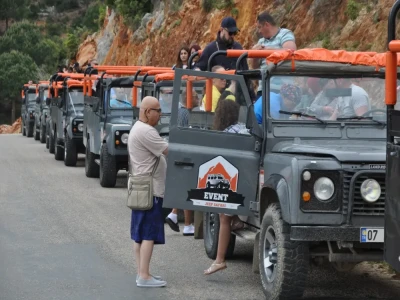 Jeep Safari Tour: Taurus Mountains & Dimcay River Alanya