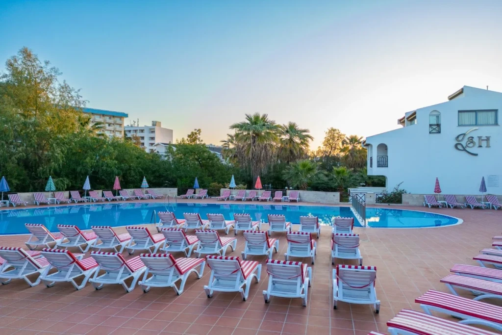 Sentinus Beach Hotel
