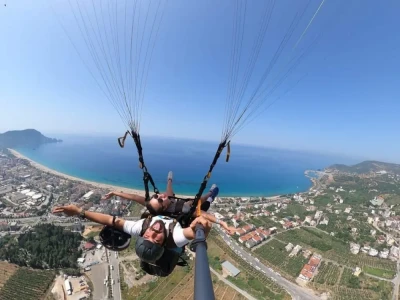 Tandem Paragliding Flight to Cleopatra Beach from Alanya
