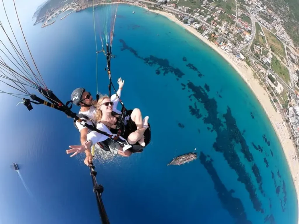 Tandem Paragliding Flight to Cleopatra Beach from Alanya