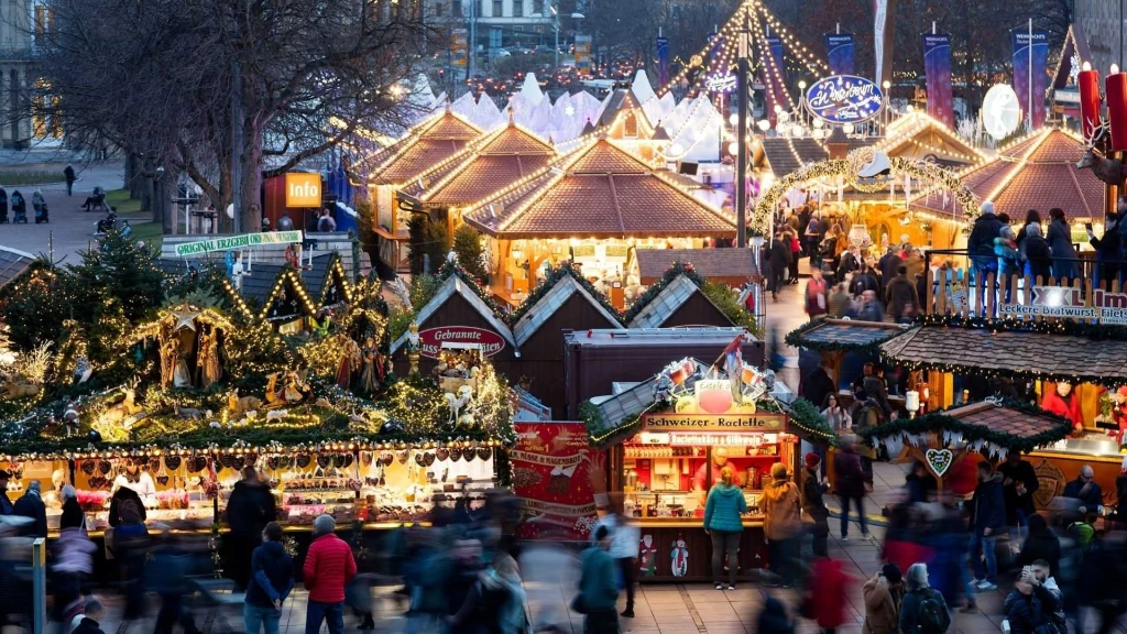 Royal Noel Pazarları Turu / 4 Gece Konaklamalı / İstanbul Çıkışlı