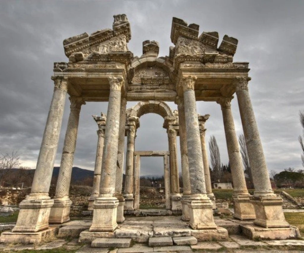 Aphrodisias Antik Kenti: Aşk Tanrıçasının Şehrinde  Tarihe Yolculuk