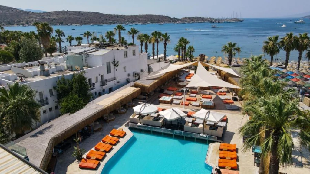 Leo Beach Resort  3 Gece Konaklamalı