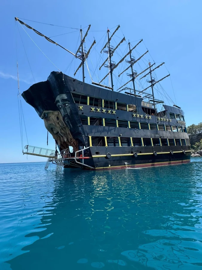 Experience the Ultimate Mediterranean Getaway: Luxury Catamaran Tour in Kemer