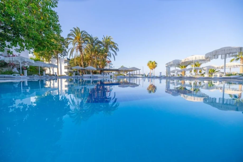 Luna Beach Hotel Bodrum 4 Gece Konaklamalı Turu