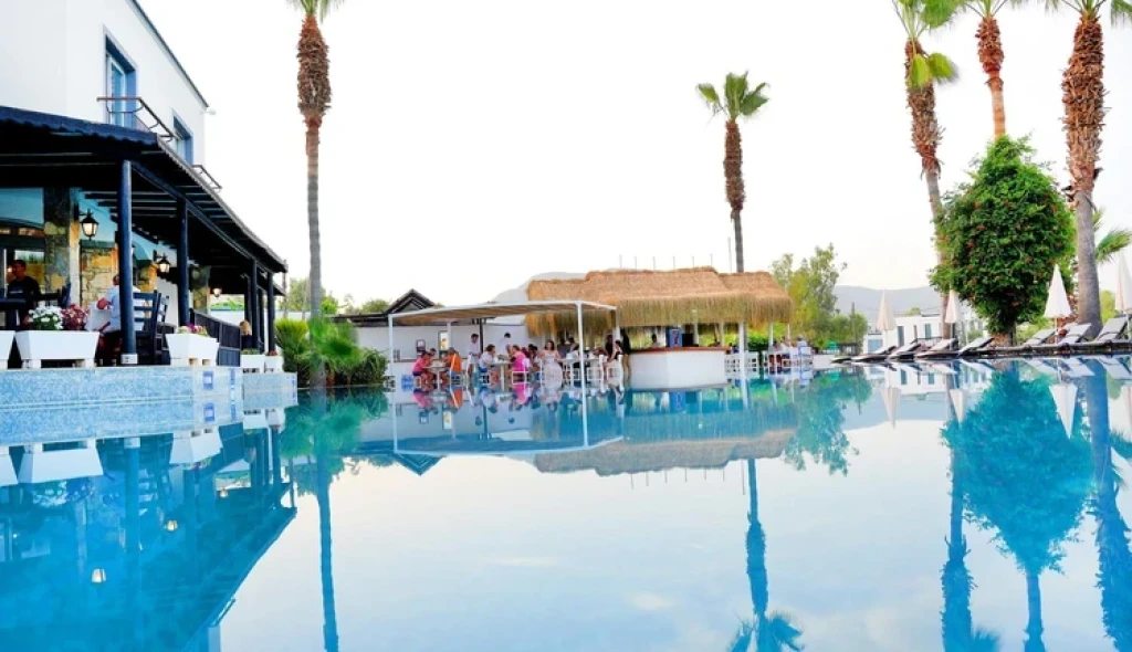 Mira Beach Bodrum | 4 Gece Otel Konaklamalı Tur