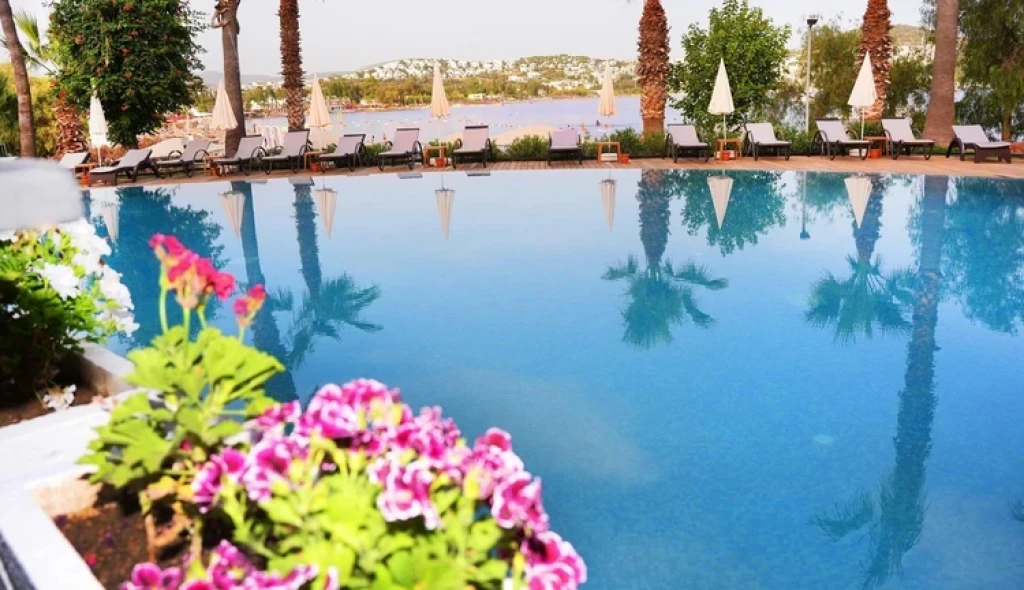 Mira Beach Bodrum | 4 Gece Otel Konaklamalı Tur