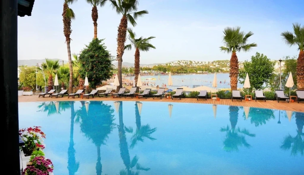 Mira Beach Bodrum | 4 Gece Otel Konaklamalı Tur