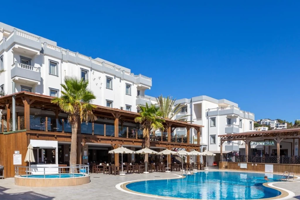 Fora Holiday Hotel Bodrum Gümbet 4 Gece 5 Gün Turu