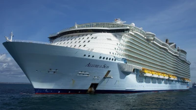 Visa-Free Ship Tours