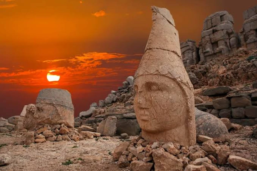 ŞANLIURFA ÇIKIŞLI GÜNÜBİRLİK HALFETİ ADIYAMAN TURU