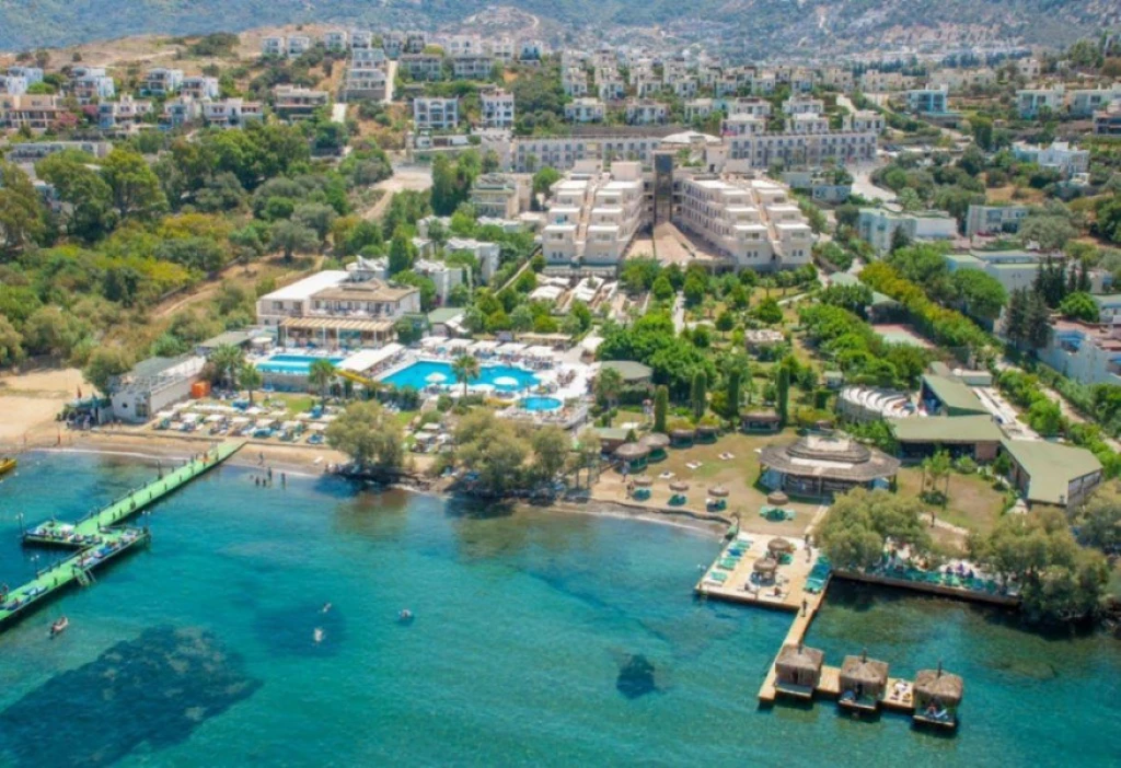 Golden Age Hotel Yalıkavak Bodrum 3 Gece Konaklamalı Tur