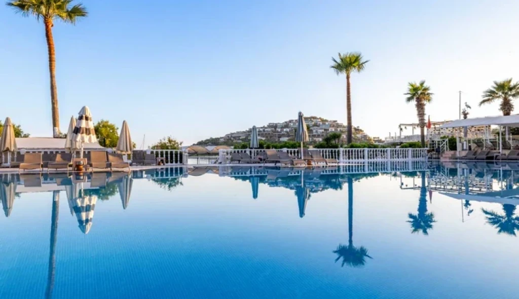 Golden Age Hotel Yalıkavak Bodrum 3 Gece Konaklamalı Tur