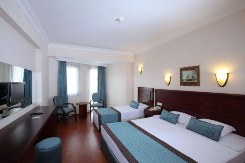 Golden Age Hotel Yalıkavak Bodrum 4 Gece Konaklamalı Tour