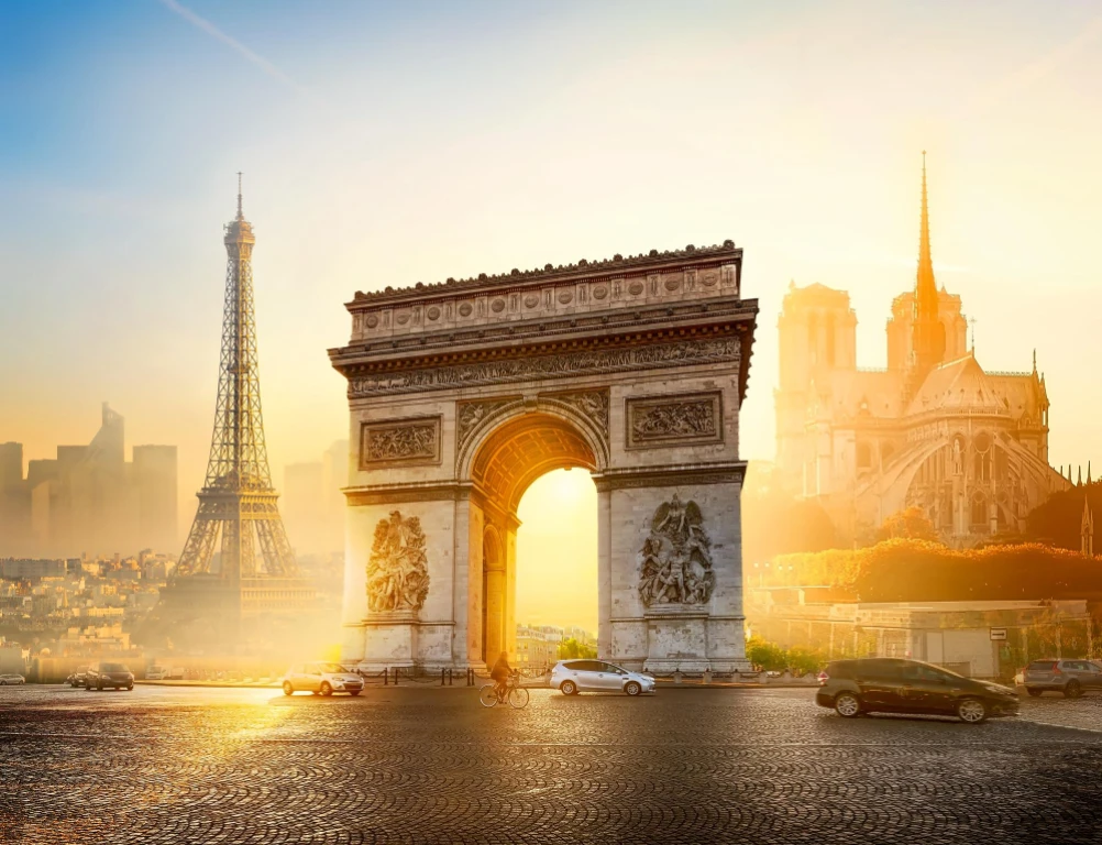 Benelüks & Paris Turu (CRL-CRL)