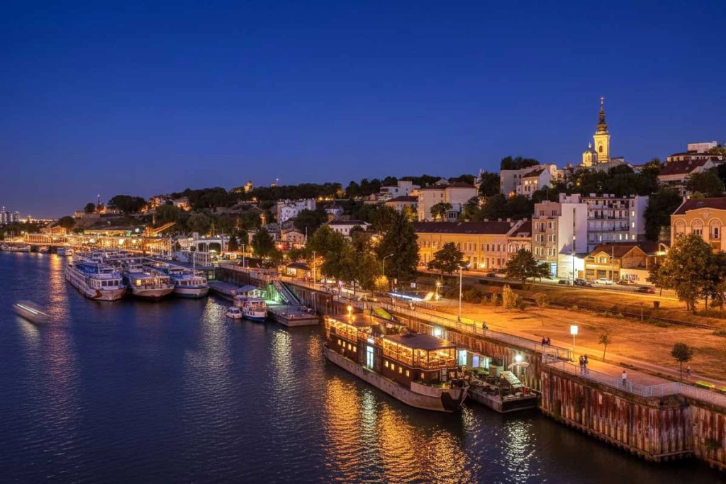Kosovalı Balkanların Kalbi Turu Thy ile Extra Turlar Akşam Yemekleri Dahil 5 Gece SJJ-OHD