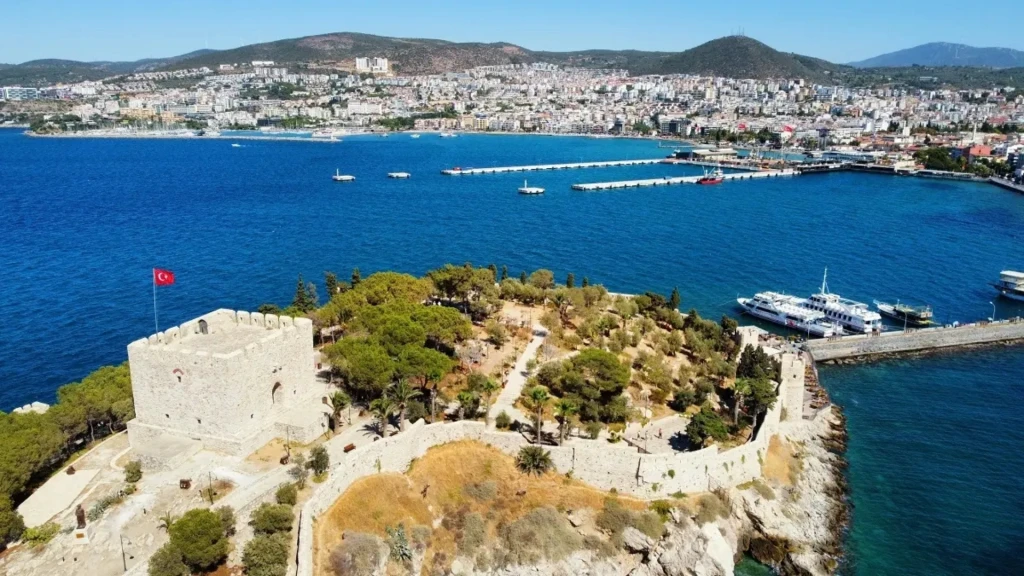 Kuşadası Foça ve Ayvalık Turu / 2 Gece Konaklamalı /  İstanbul Çıkışlı