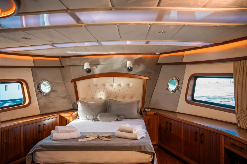 Motoryacht Oggusto • Charter ve Mavi Yolculuk