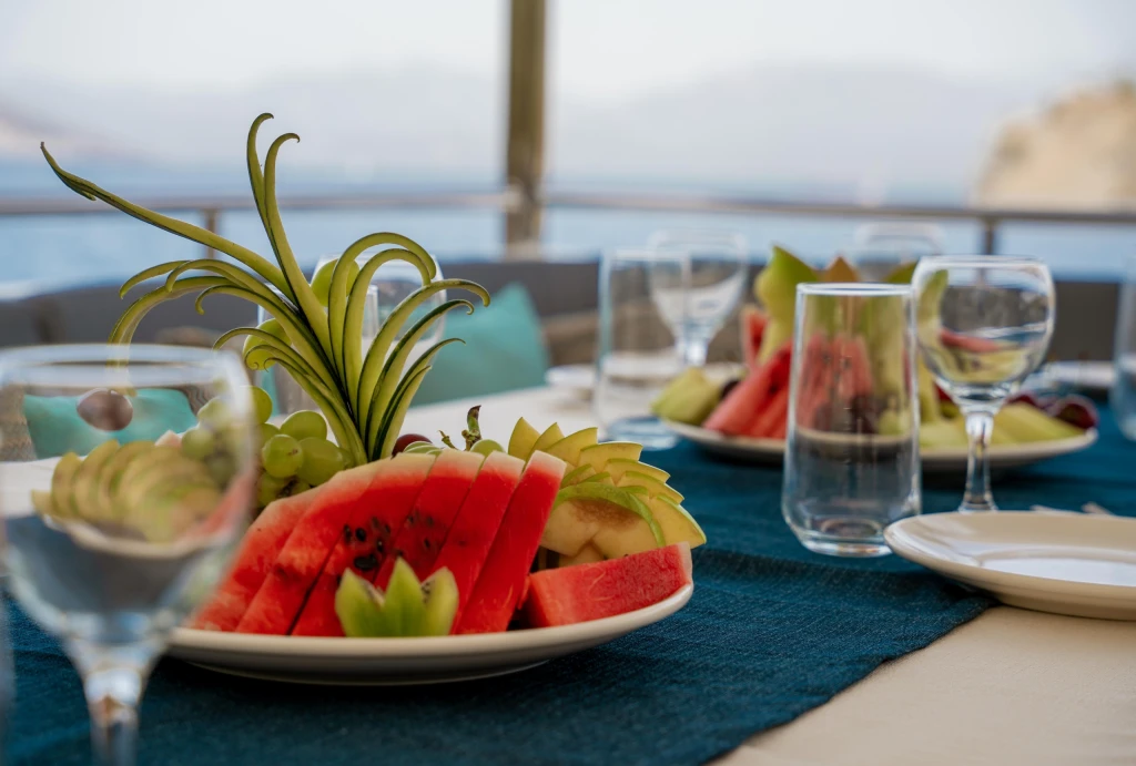 Motoryacht Oggusto • Charter ve Mavi Yolculuk