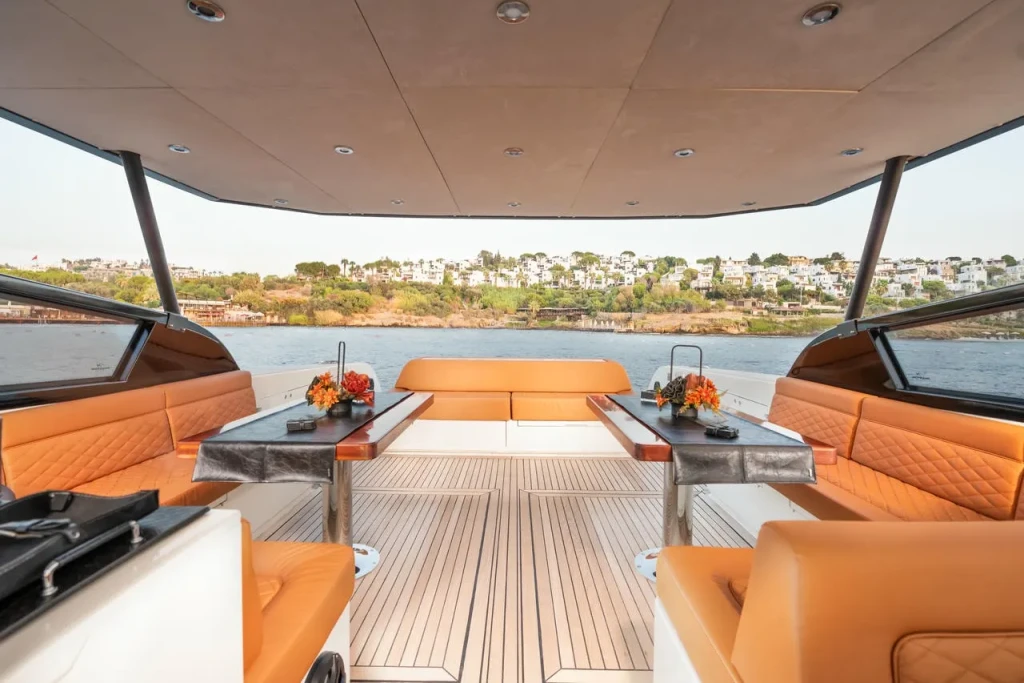 Phantom • Motor Yacht Charter