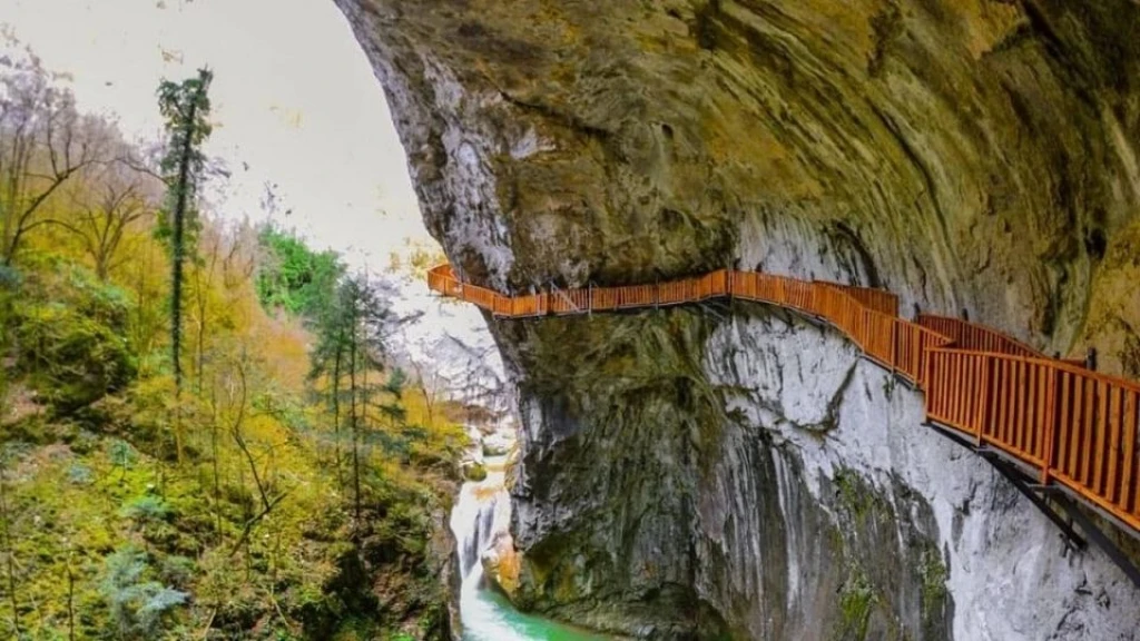 Sinop Erfelek Şelaleleri ve Kastamonu Kanyonları Turu / 1 Gece Konaklamalı / İstanbul Çıkışlı