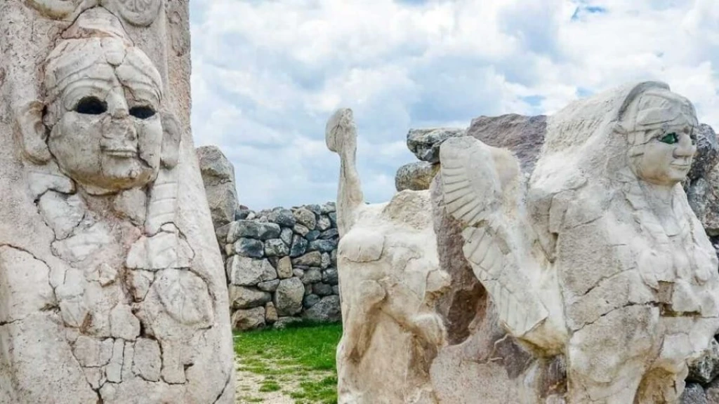 Galatya Amasya Tokat Zile ve Çorum Turu / 2 Gece Konaklamalı / İstanbul Çıkışlı