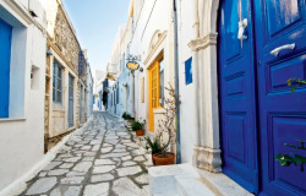 Çeşme Hareketli Blue Sapphire ile Patmos & Mikonos Turu - 2 Gece