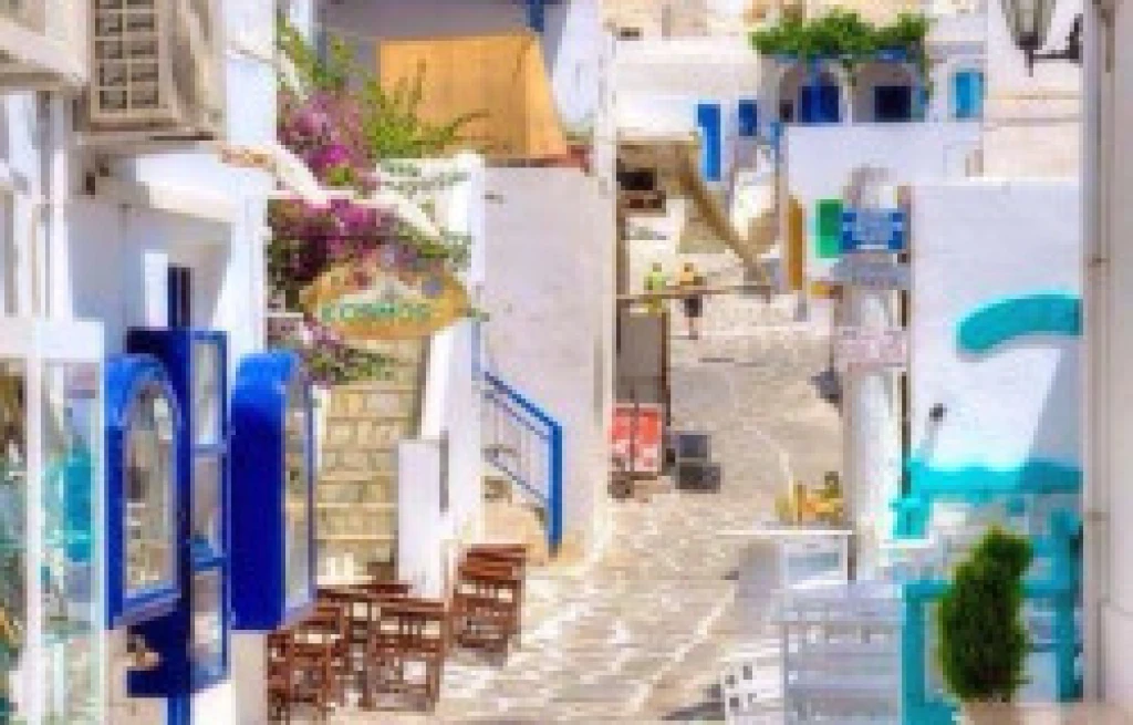 Çeşme Hareketli Blue Sapphire ile Patmos & Mikonos Turu - 2 Gece