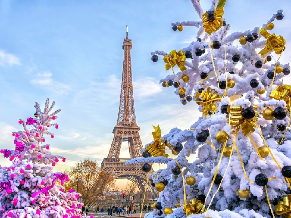 Sonder-Promotions-Neujahrs-Paris-Tourroute